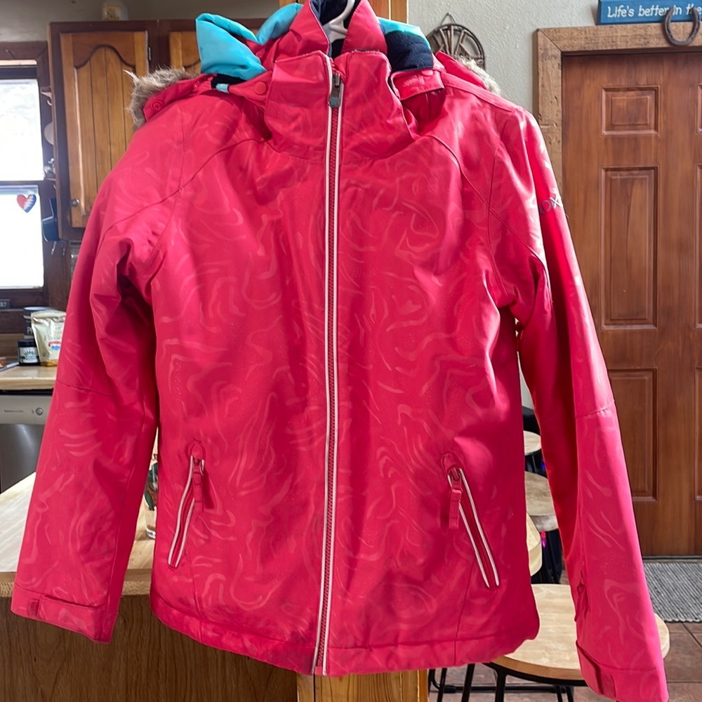 Girls Roxy snowboarding/ski jacket.